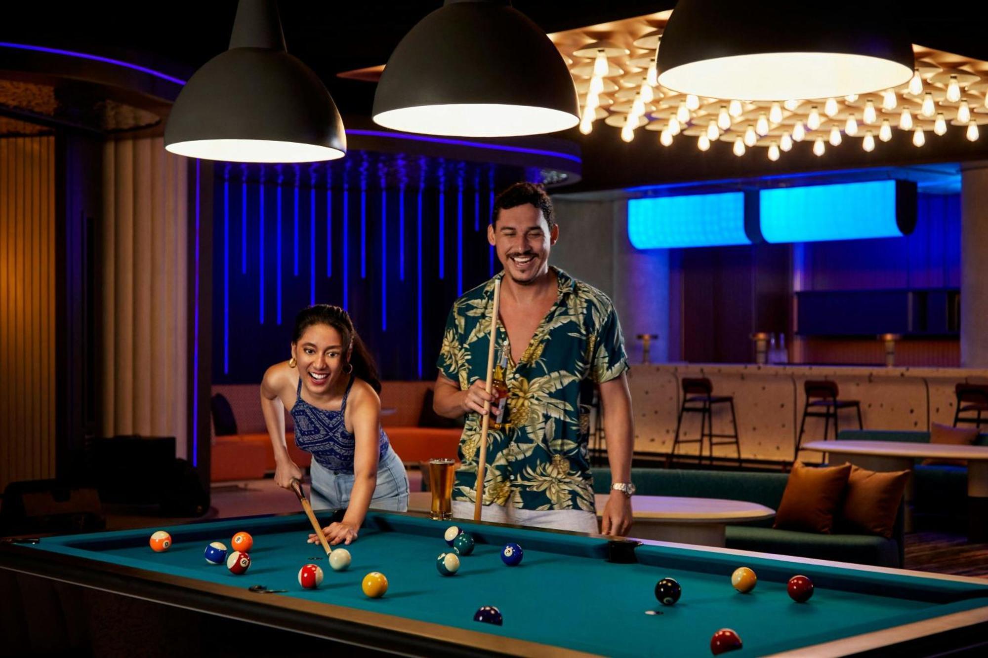 Aloft Bali Kuta At Beachwalk מראה חיצוני תמונה