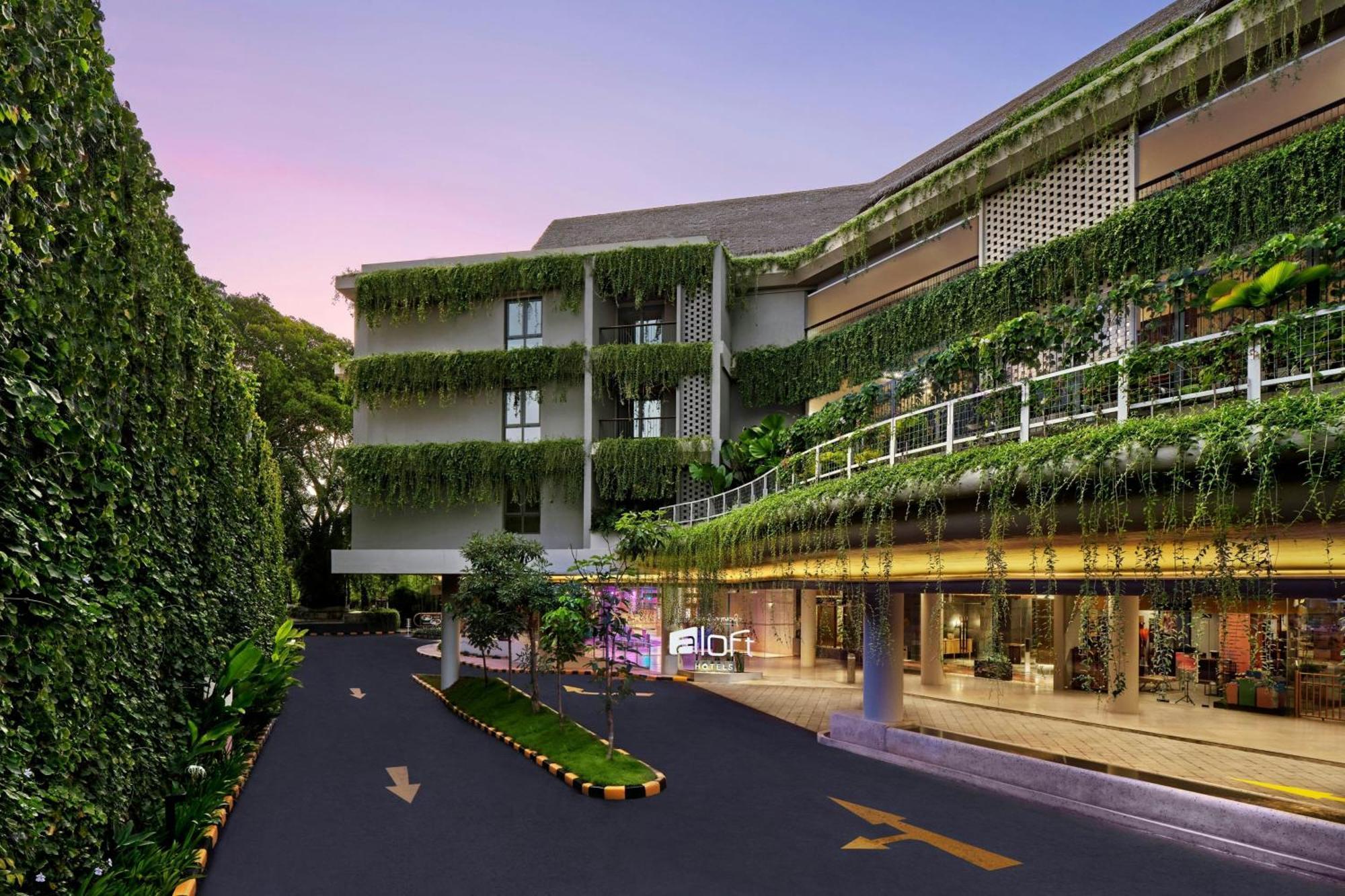 Aloft Bali Kuta At Beachwalk מראה חיצוני תמונה